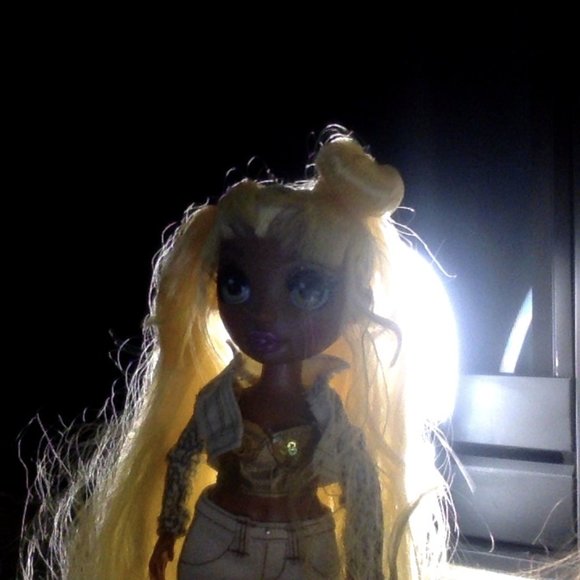 Rainbow high doll - Picture 3 of 3